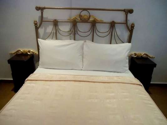 חדרים יוקרתיים לפי שעות בנחם 9