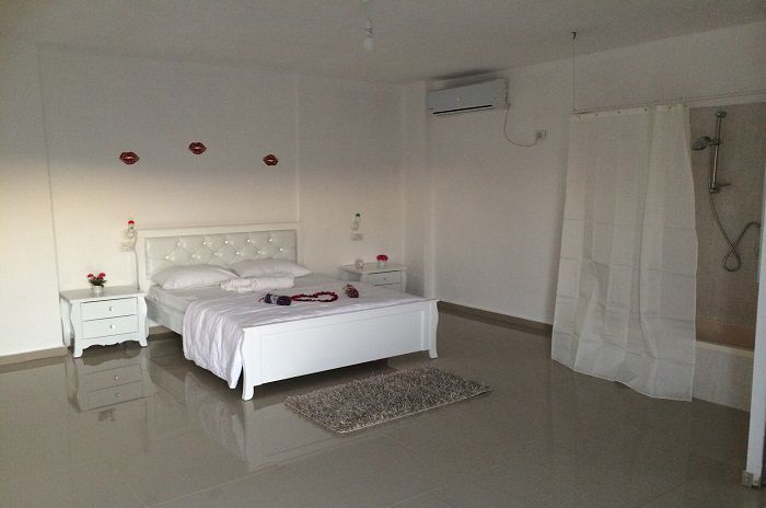 חדרים לפי שעה באזור נתניה 8