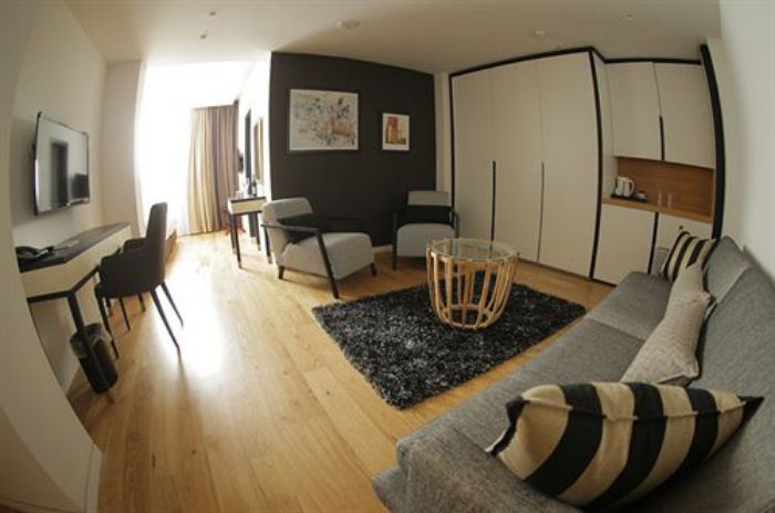 חדרים לפי שעה בחזון 8