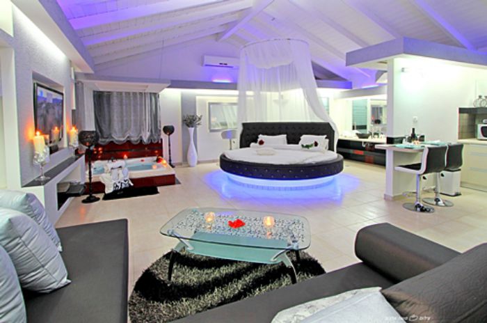 חדרי נופש בחולון 13